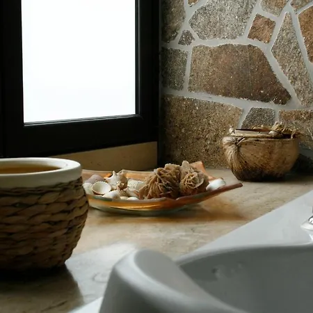 Acquadellarte Couette-café 4*