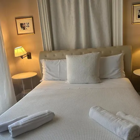 Alojamento de Acomodação e Pequeno-almoço Acquadellarte